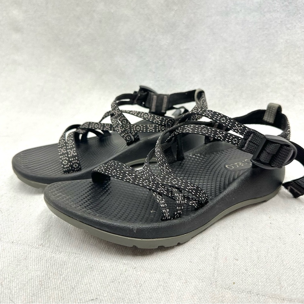 Chaco ZX/1 EcoTread Sandals in Hugs and Kisses Kids size 4 Euro size 35
